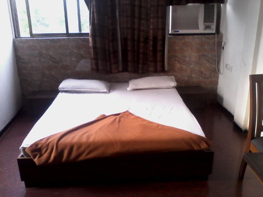 Hotel Jalaja Heritage Thane Ngoại thất bức ảnh